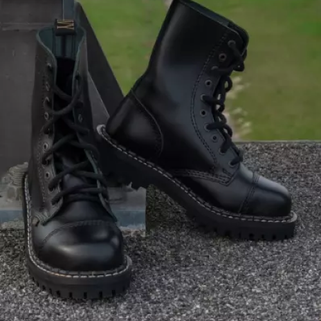 Czarne wysokie buty
