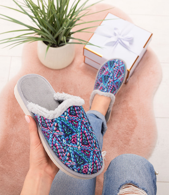 Dámské vnitřní hřejivé pantofle