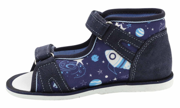 Dětské profylaktické pantofle Cosmos s pásky na suchý zip